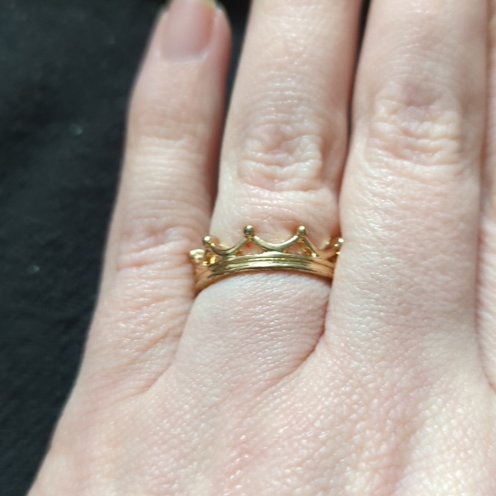 Gold Tone Crown Statement Ring - size 7